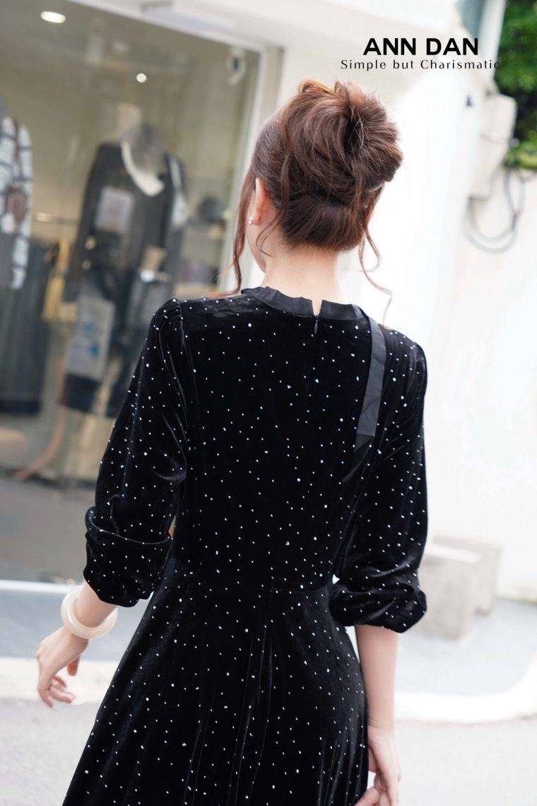 đầm nhung tuyết