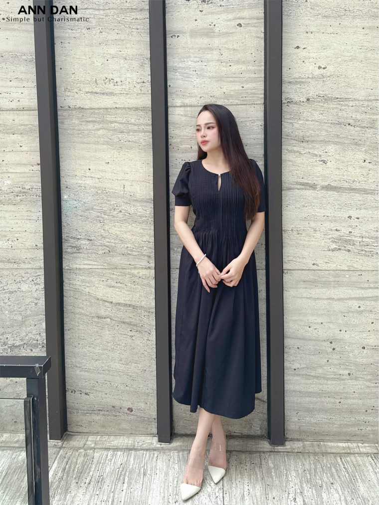 Đầm nhuyễn đen ly ngực 54