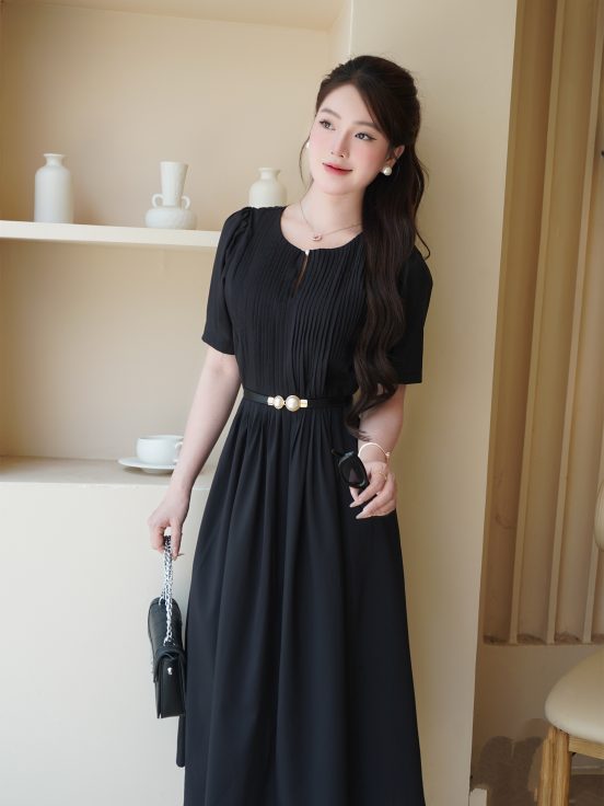 Đầm nhuyễn đen ly ngực 1