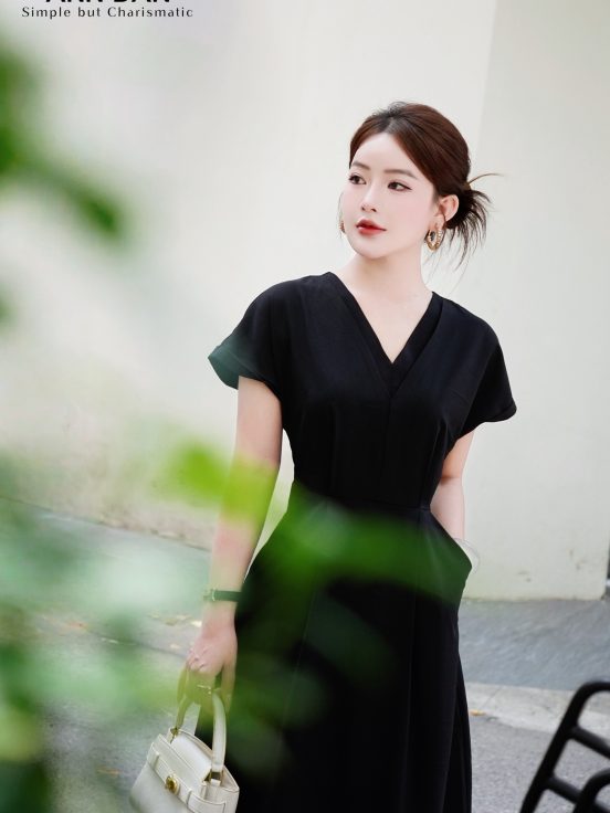 Đầm tằm Hàn đúp cổ V ly bụng