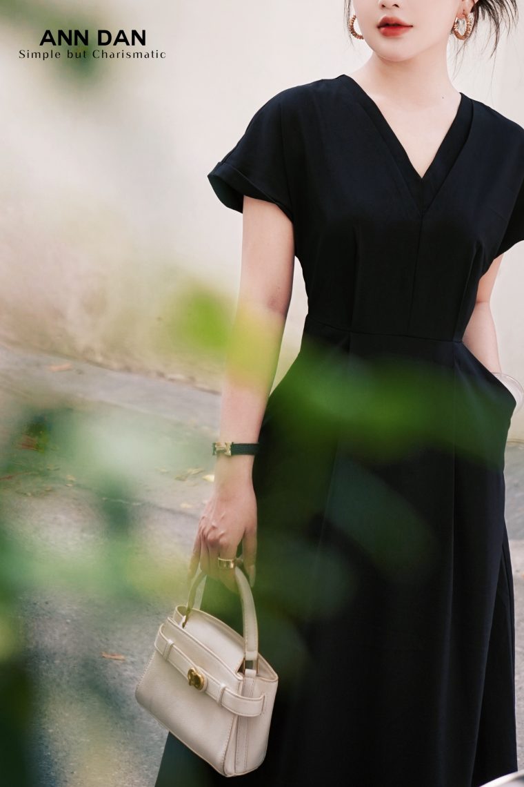 Đầm tằm Hàn đúp cổ V ly bụng ưe