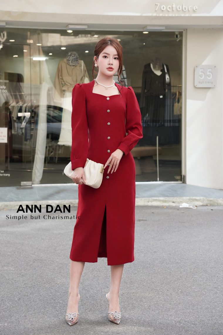 Đầm nhung tăm cổ V cúc bạc - Đỏ