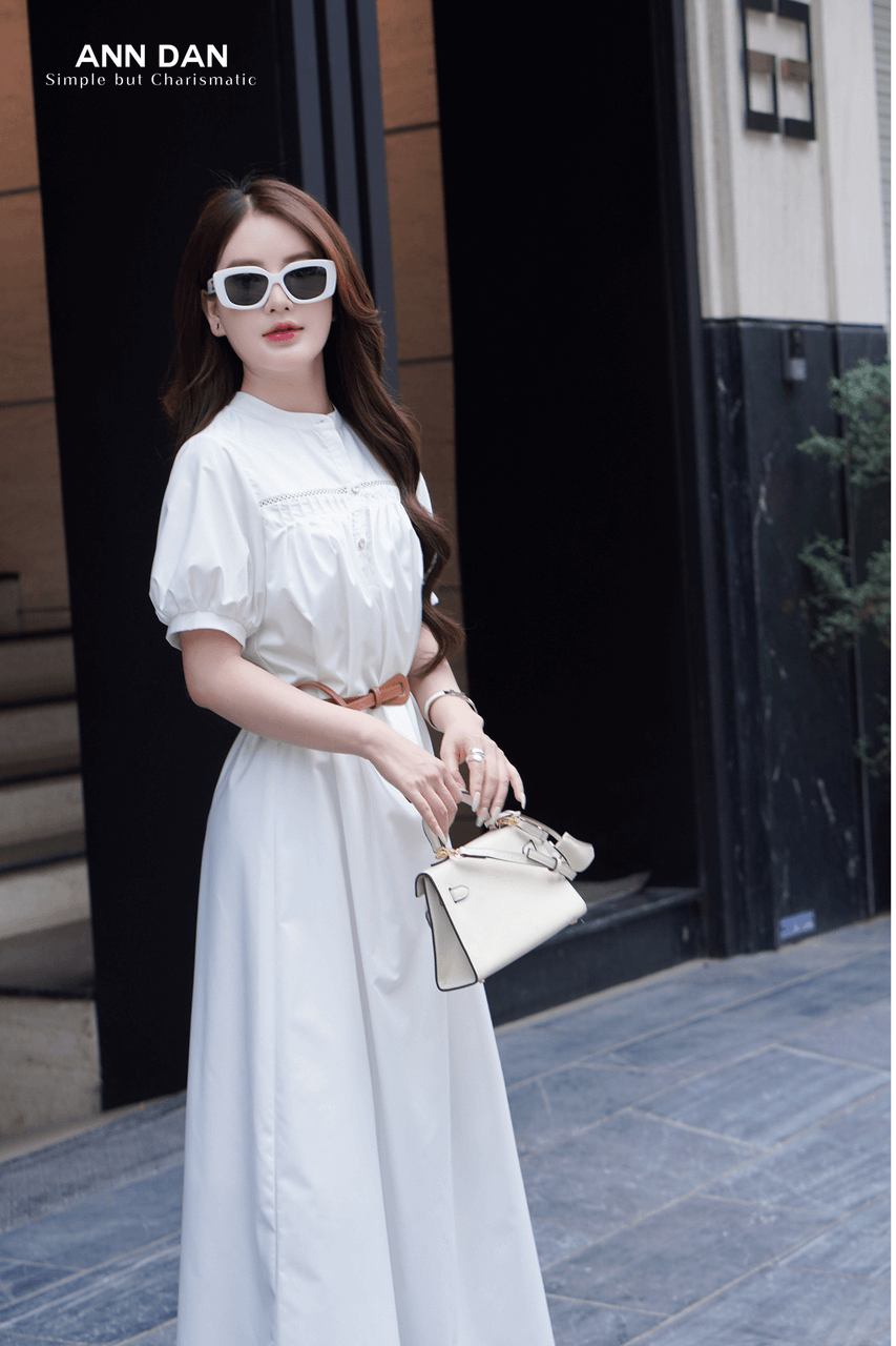 Đầm thô hàn ly ngực phối ren kèm đai da – trắng