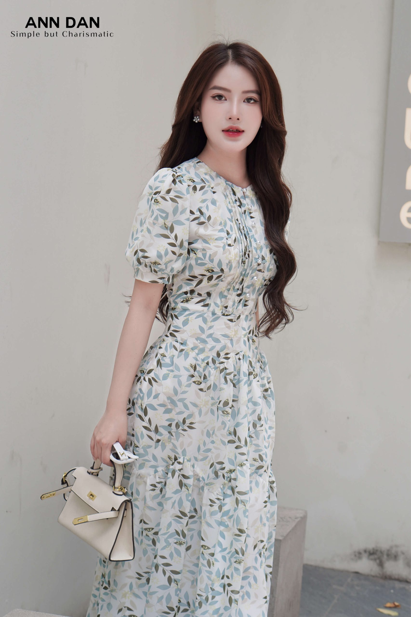 Đầm tơ lá xanh ly ngực