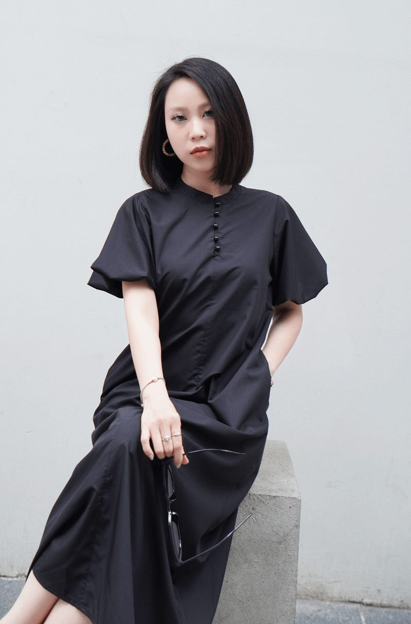 Đầm thô Hàn cổ tàu cúc ngọc đen
