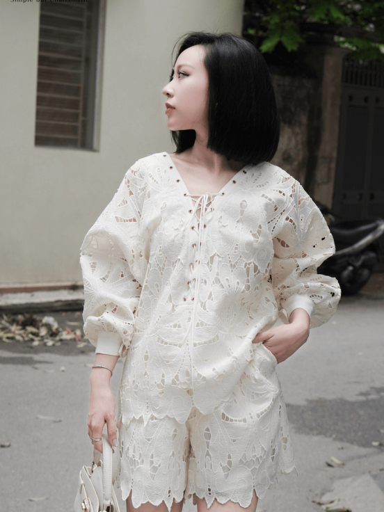 Set ren dệt dây cổ