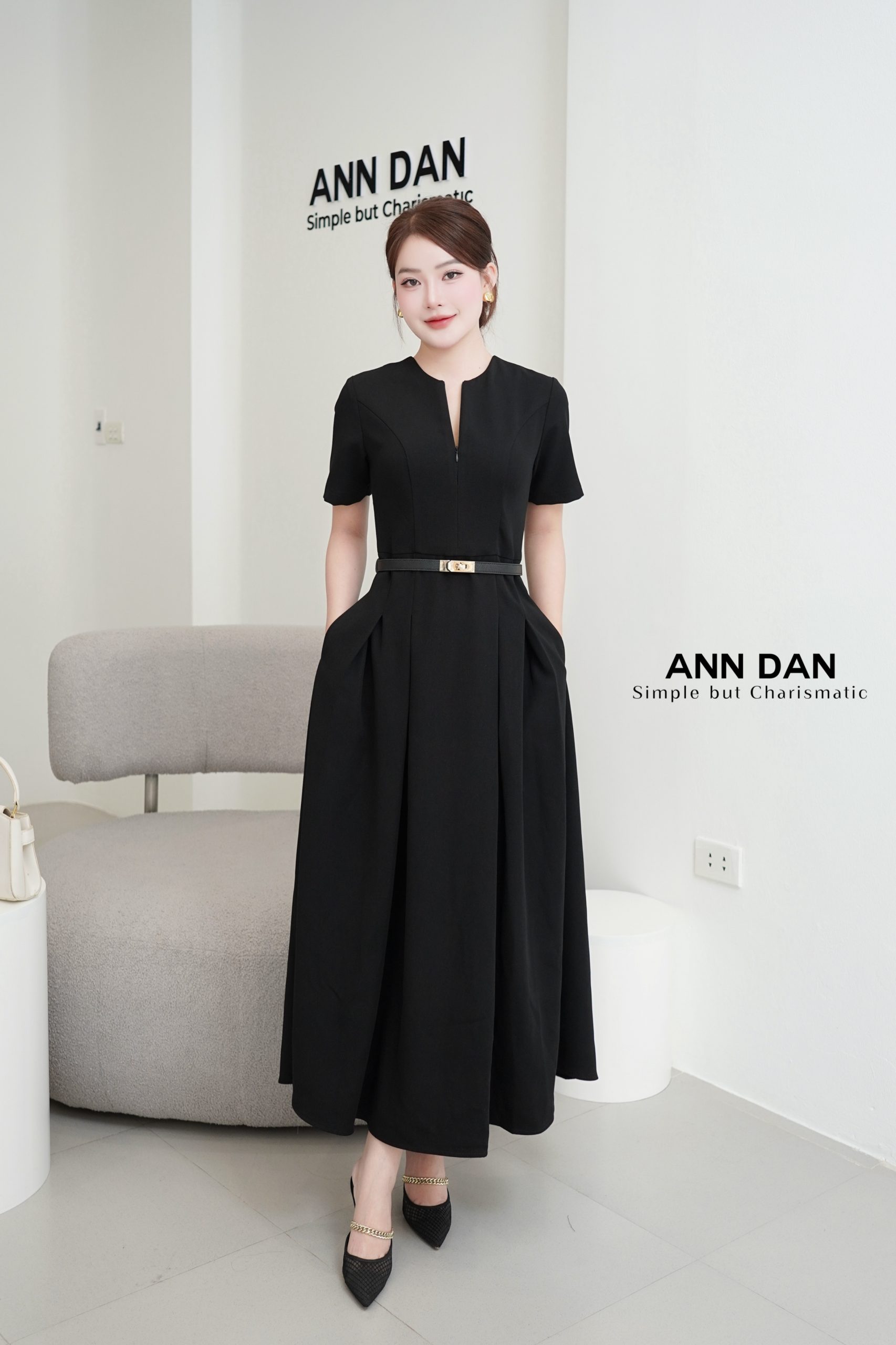 Đầm tuyết mưa khóa cổ