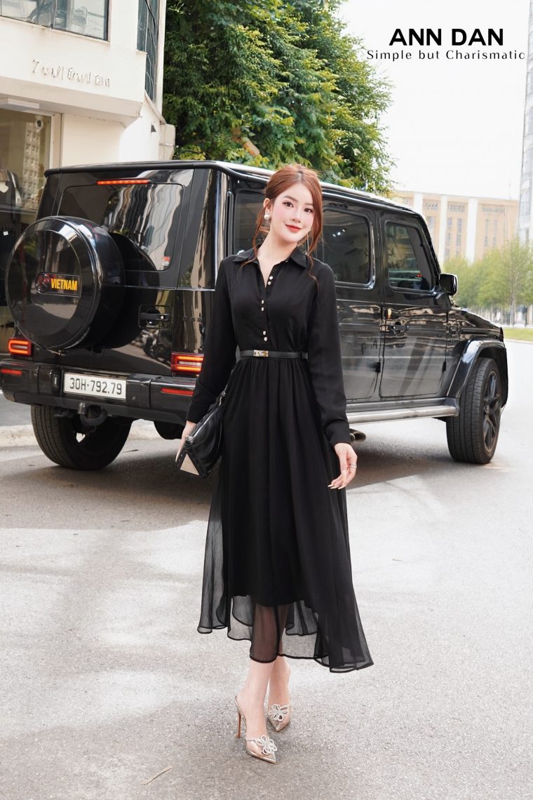 LỤA TƠ XƯỚC ĐEN CÚC BẠC KÈM ĐAI