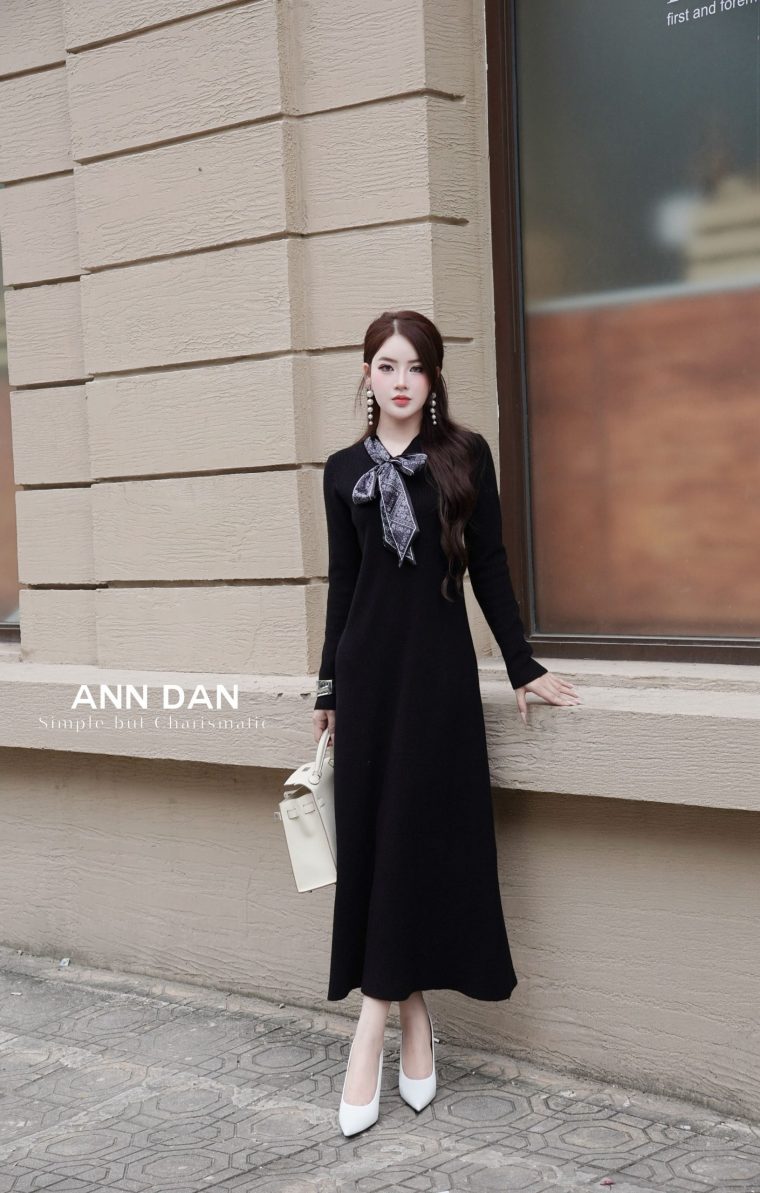 Váy len đen khăn lụa