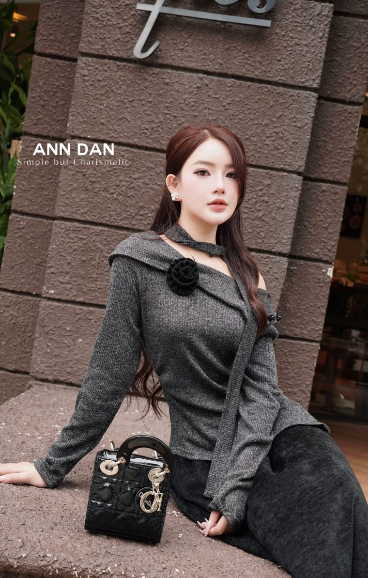 Set Áo Len Ghi Cổ Thuyền