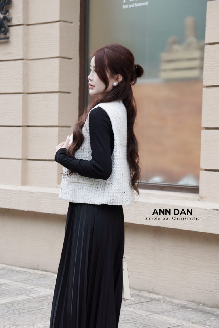 Set gile dạ khuy vàng