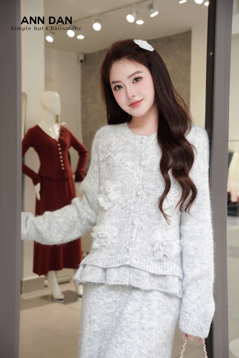 Set len áo hoa nổi viền