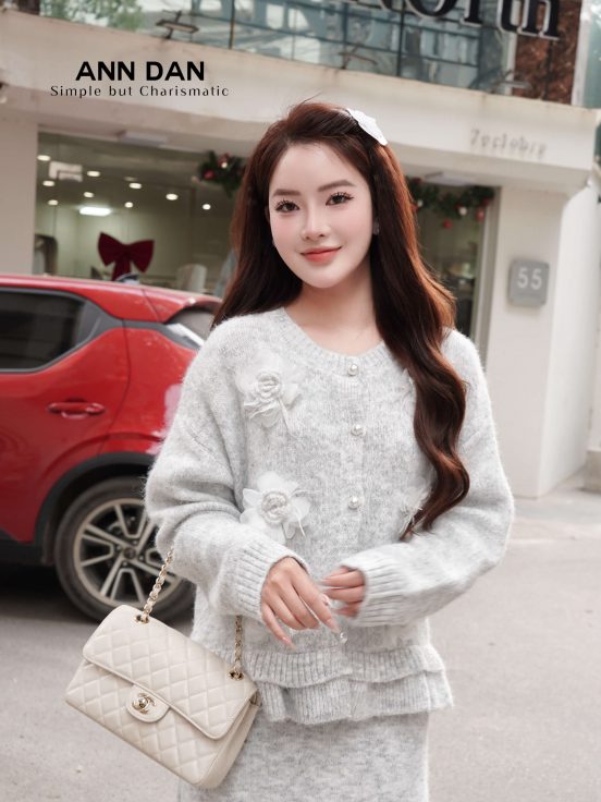 Set len áo hoa nổi viền