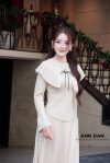 Set áo len cổ sen phối 