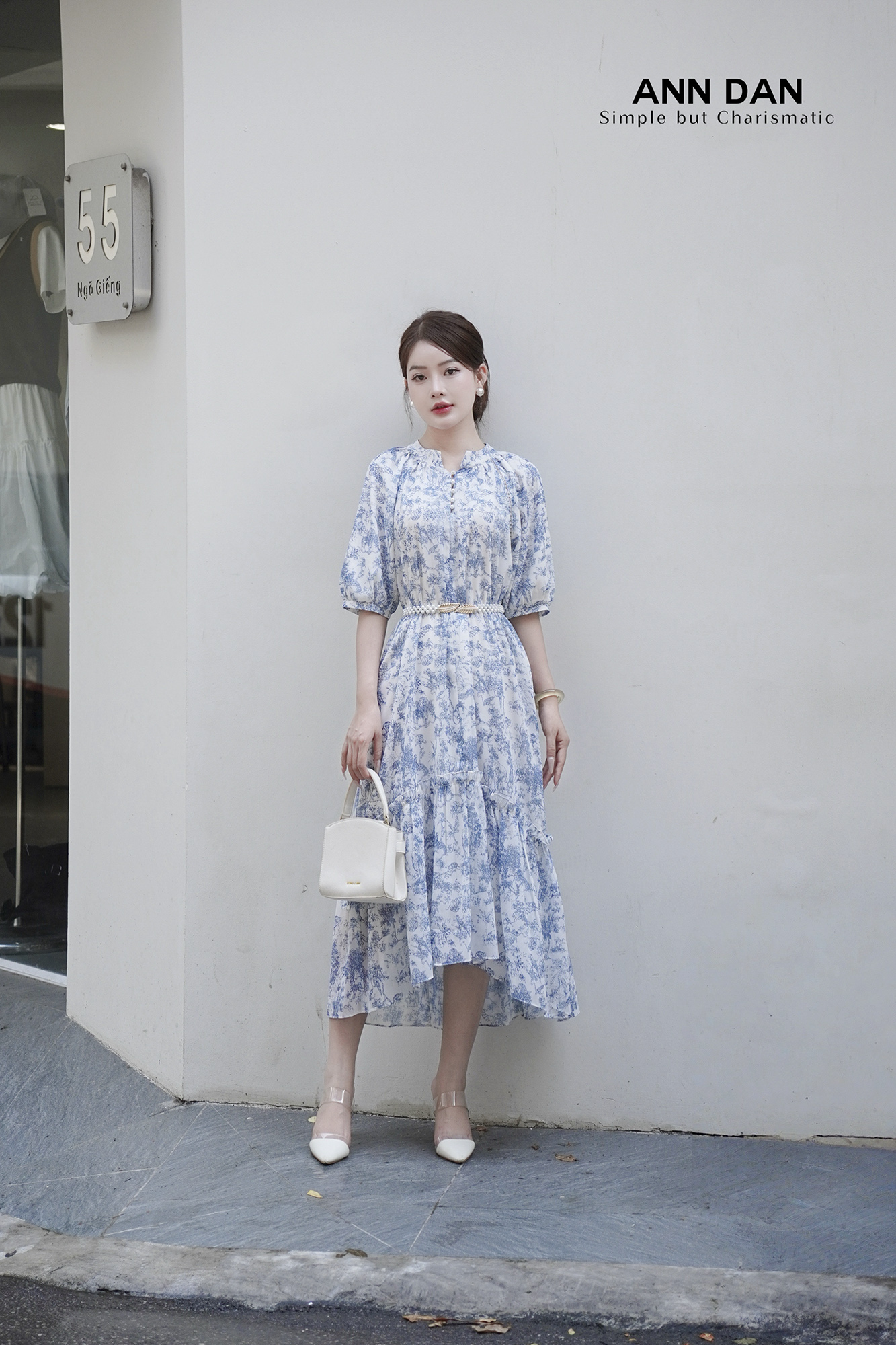 Đầm silk xanh cổ tàu đuôi cá