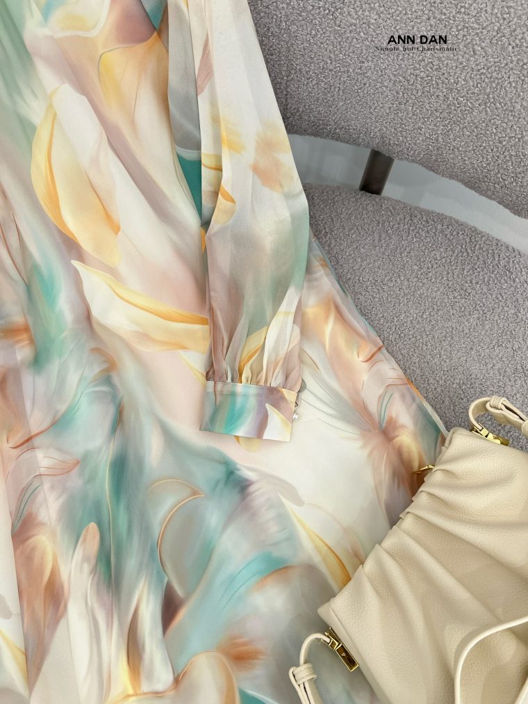 Silk Nhật loang cổ trụ kèm đai