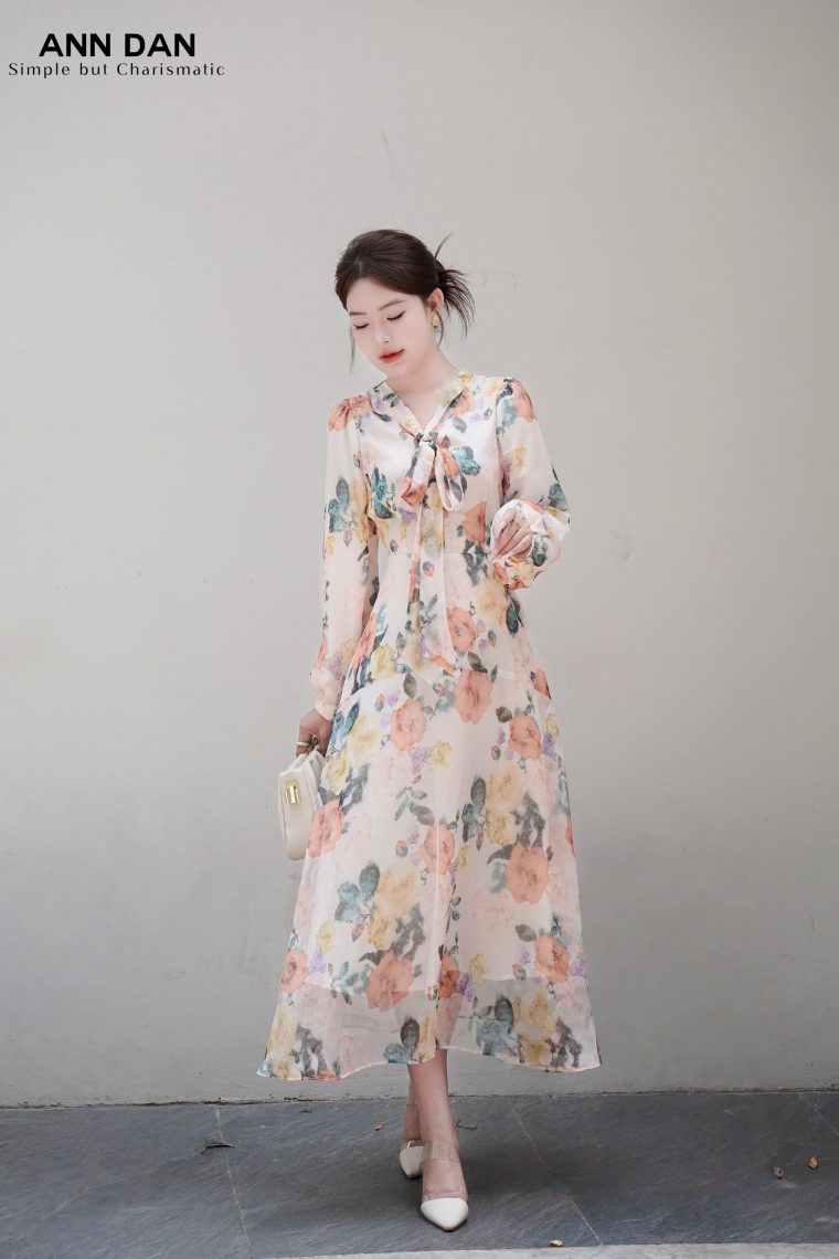 Đầm lụa tơ xước hoa phai nơ cổ 1