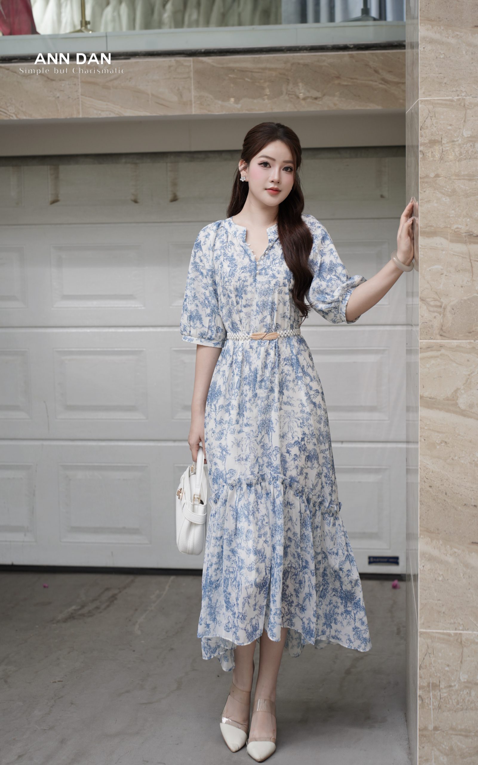 Đầm silk xanh cổ tàu đuôi cá