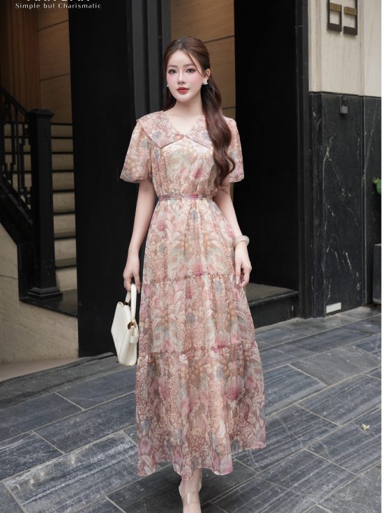 Đầm tơ xước cổ sen vuông 3