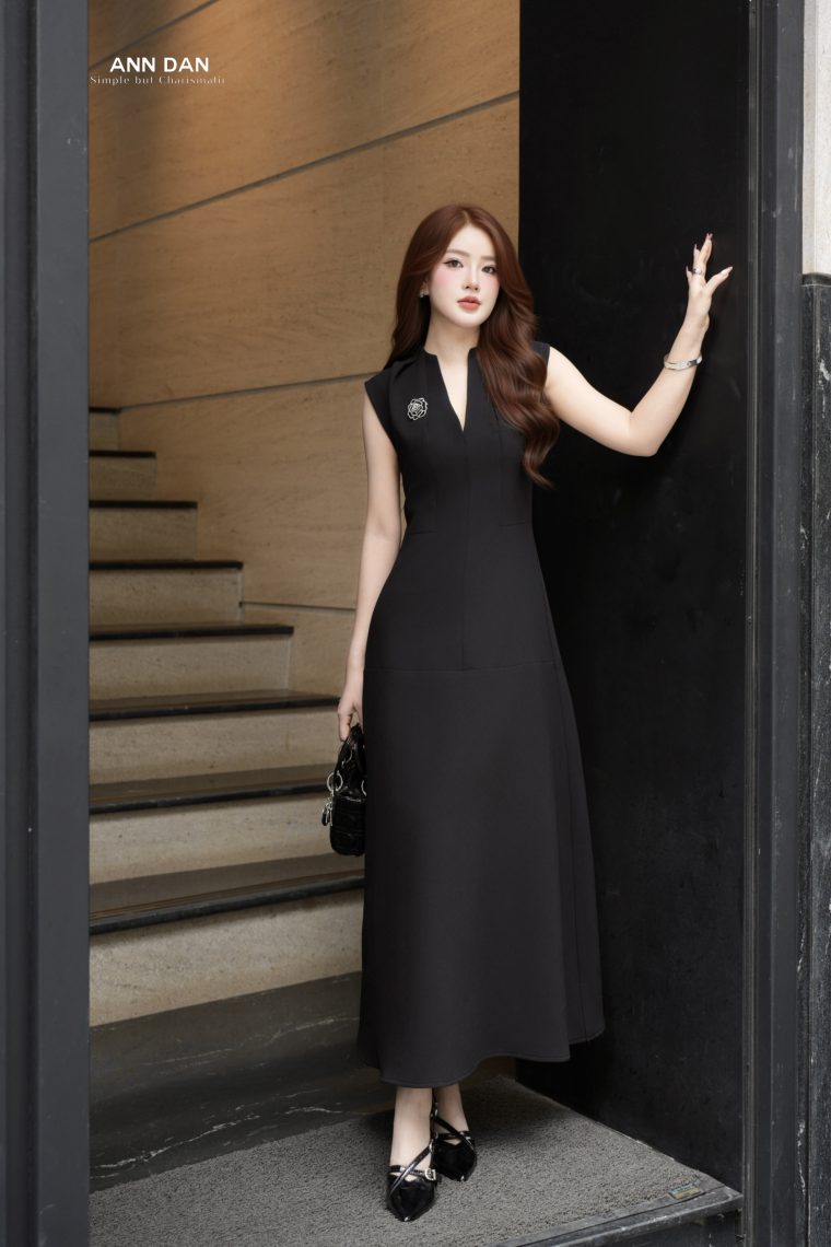 Đầm tuyết mưa đen cổ tim ư