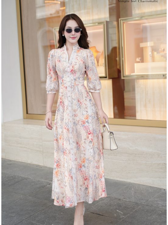 Đầm silk Nhật mịn nẹp ren cúc bọc