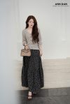 Set cv hoa đen ghi - áo len be - F