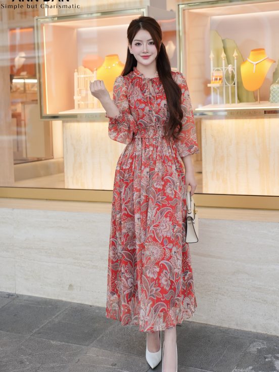 Lụa tơ xước hoa đỏ nhún cổ chun eo - X