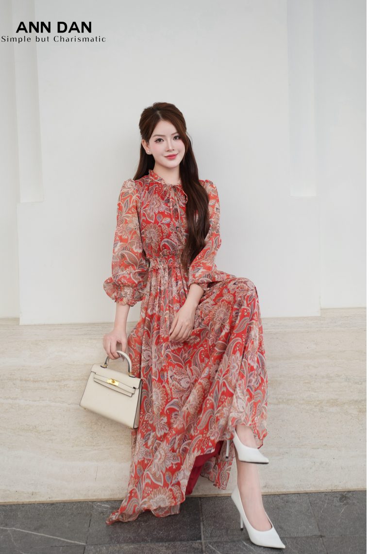 Lụa tơ xước hoa đỏ nhún cổ chun eo - XXL é